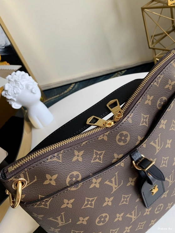 VUITTON ODÉON MM LOUIS 0806